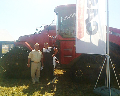 Виктор Казаков (слева) с зятем